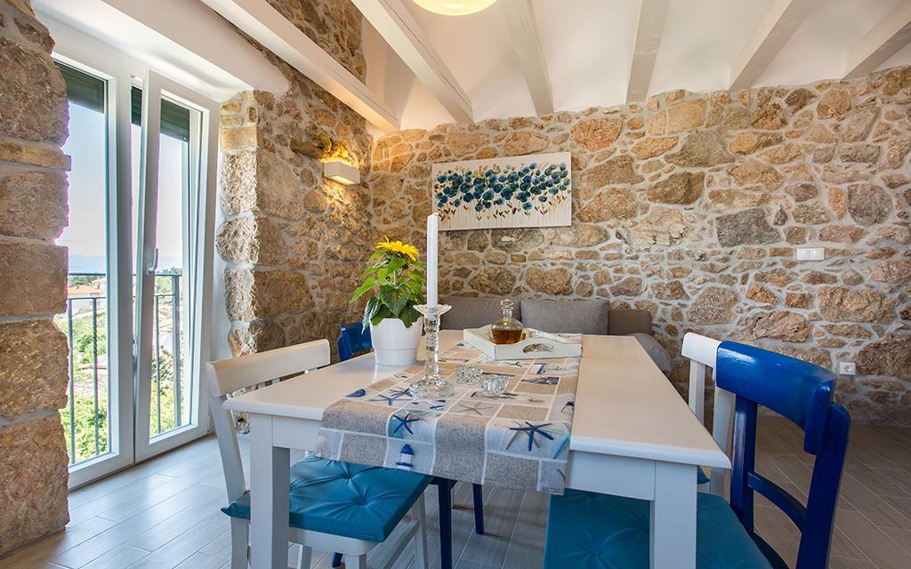 Apartman Bonaca Vrbnik Eksteriør billede