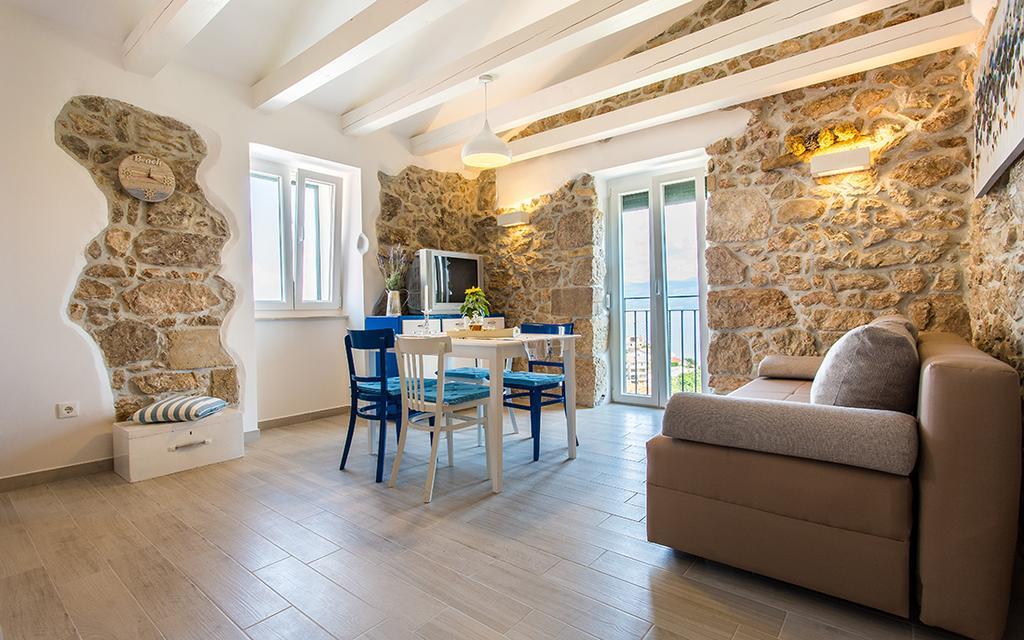 Apartman Bonaca Vrbnik Eksteriør billede