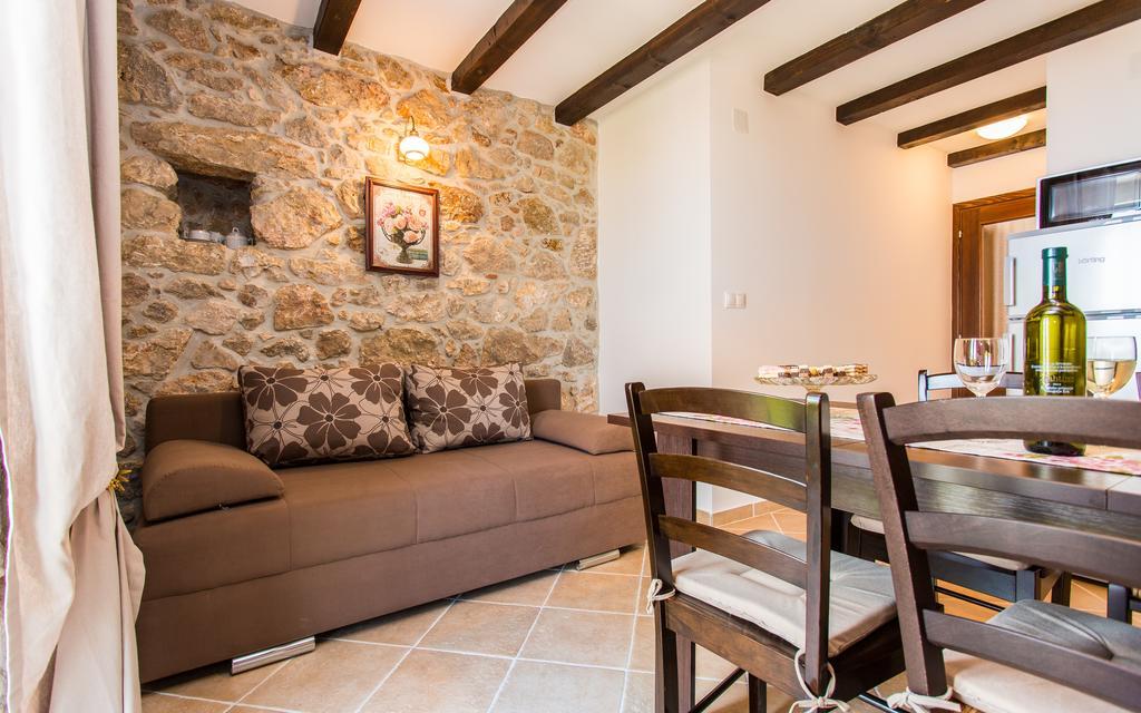Apartman Bonaca Vrbnik Eksteriør billede