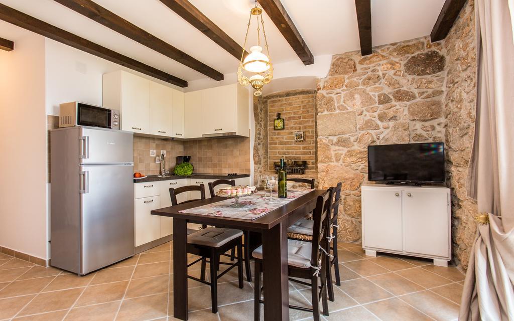 Apartman Bonaca Vrbnik Eksteriør billede